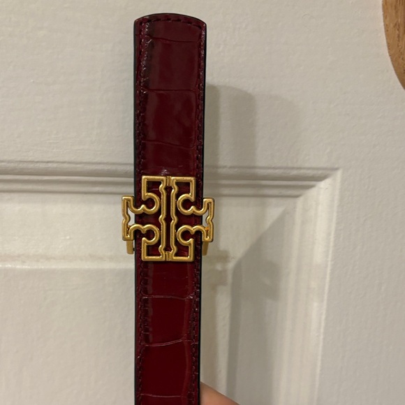 Reversible Tory Burch Red and Black Belt - Picture 2 of 4